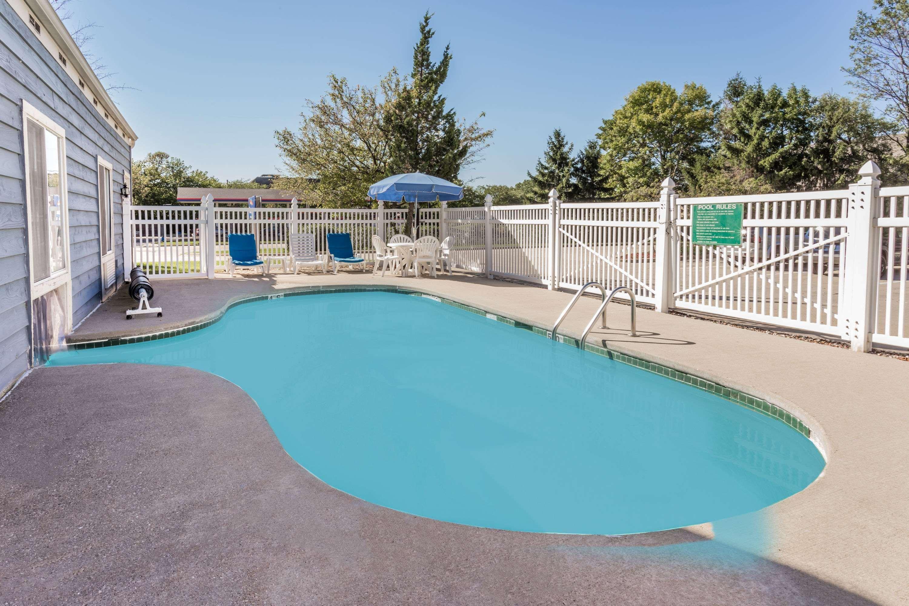 Baymont By Wyndham Mequon Milwaukee Area Hotel Ngoại thất bức ảnh