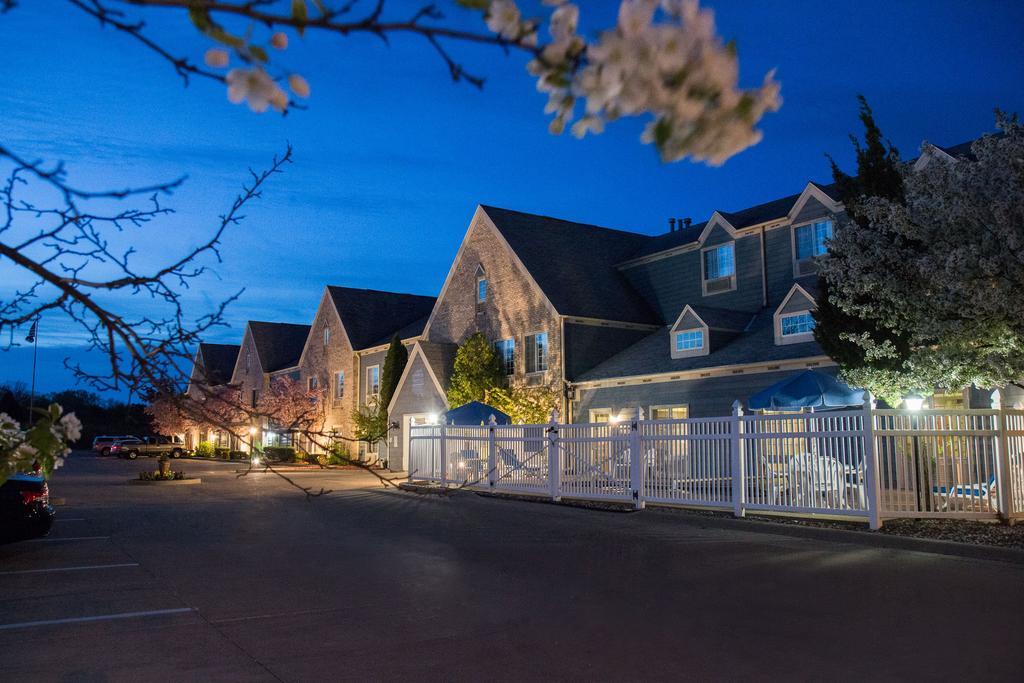 Baymont By Wyndham Mequon Milwaukee Area Hotel Ngoại thất bức ảnh